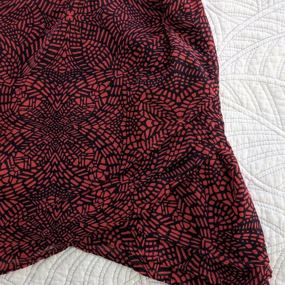 Gorgeous Banana Republic sleeveless swing top - Picture 3 of 6